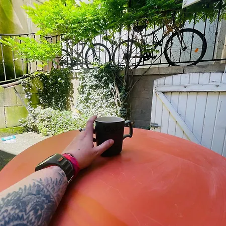 Bed and Breakfast Rent Big With Breakfast Free In Old 3*